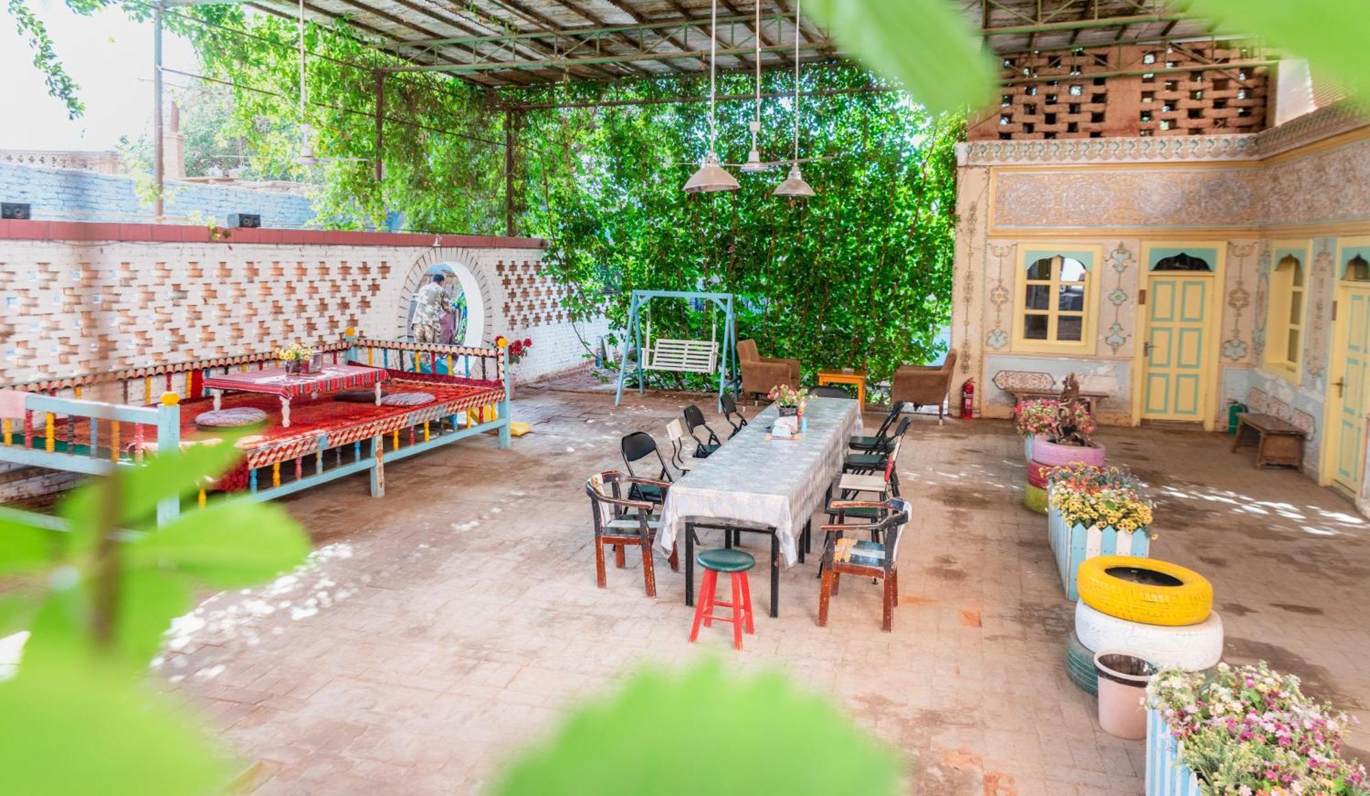 New Dap Hostel Turpan Exterior foto